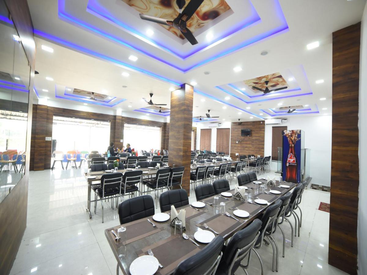 Hotel Shree Sharnam Beāwar Zewnętrze zdjęcie